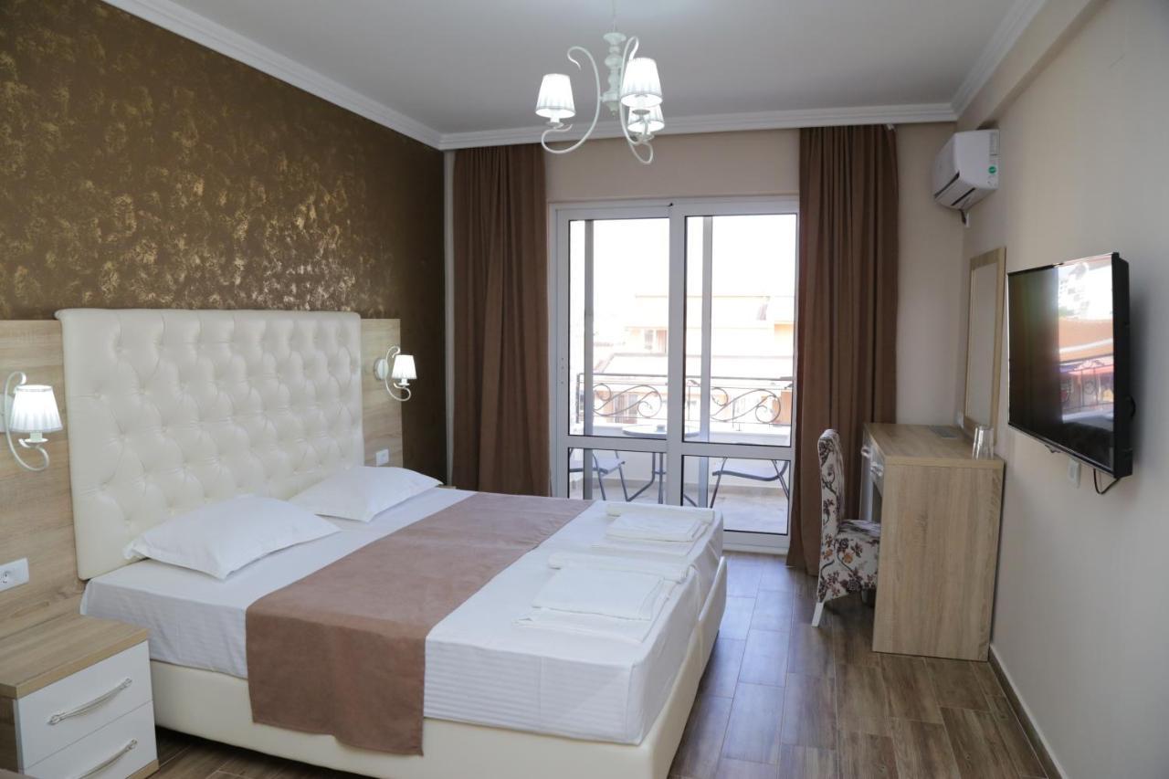 Metropolis Hotel Улцин Екстериор снимка