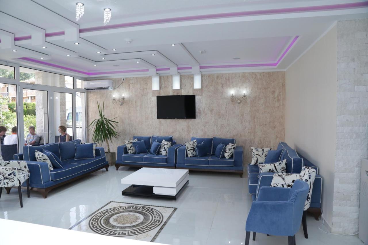 Metropolis Hotel Улцин Екстериор снимка